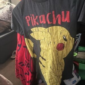 Boys pikachu shirt size 10/12